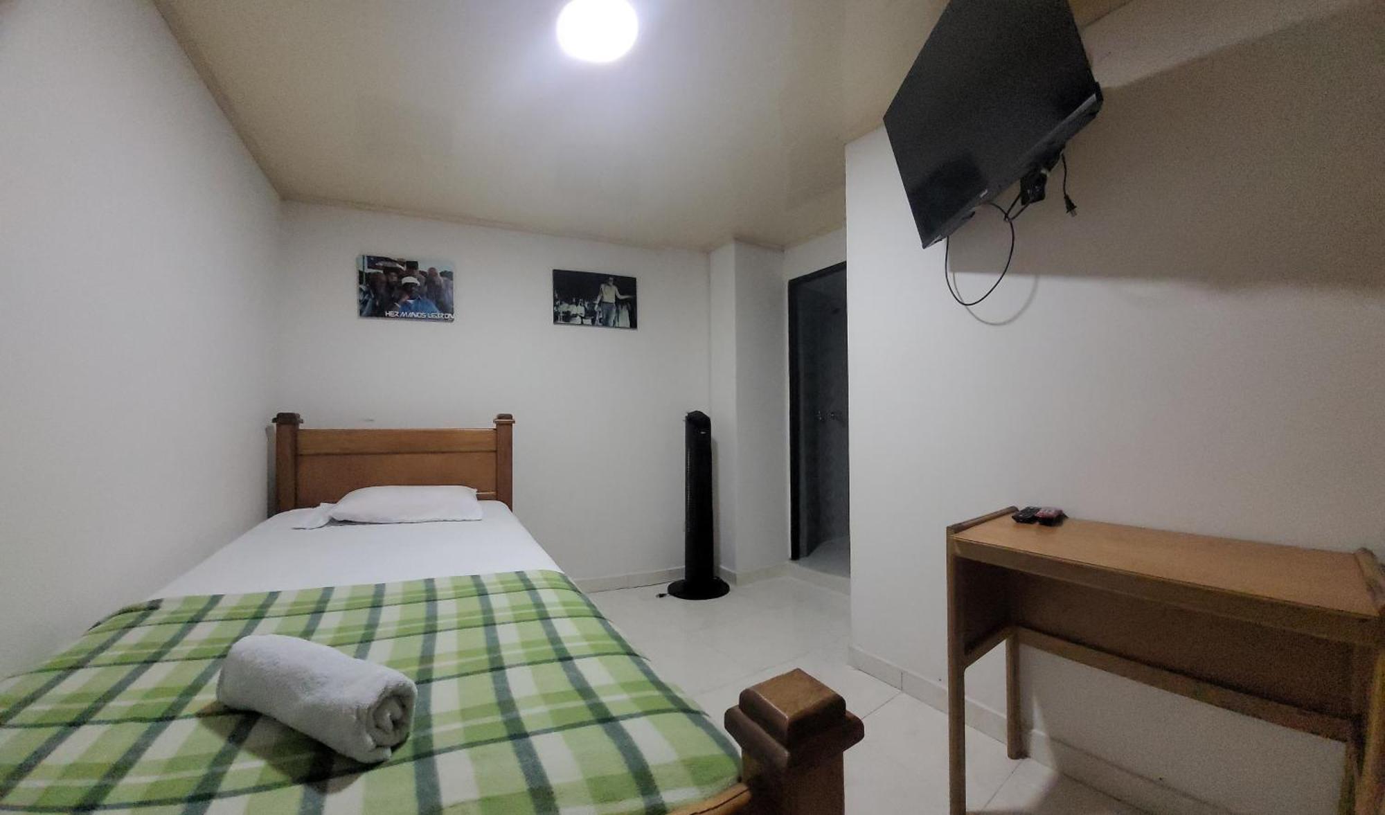 Hotel San Vicente Меделин Екстериор снимка