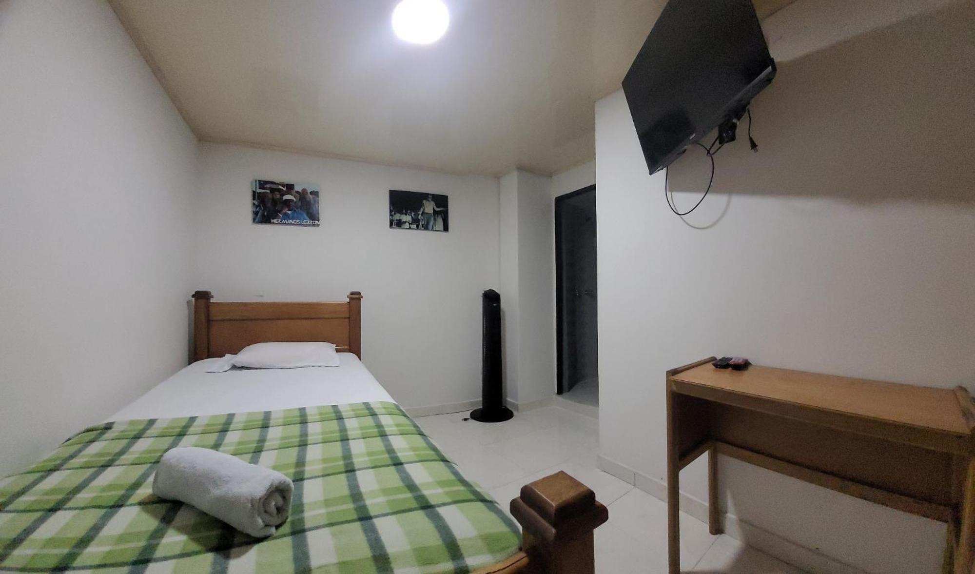 Hotel San Vicente Меделин Екстериор снимка