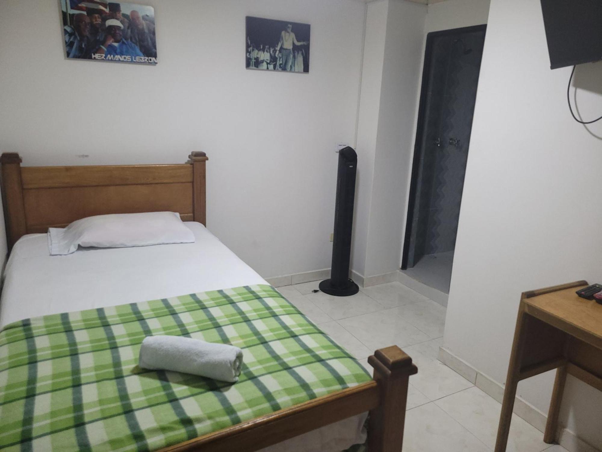 Hotel San Vicente Меделин Екстериор снимка