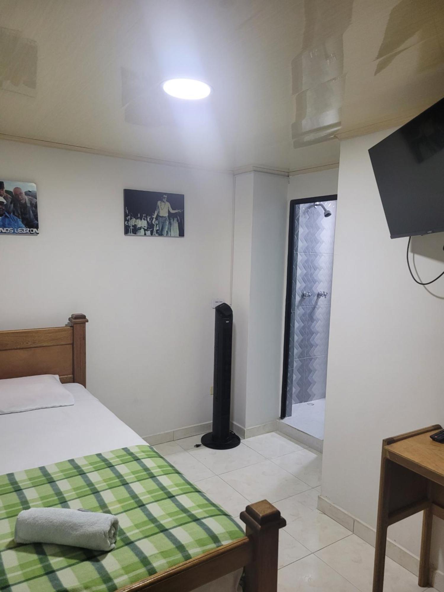 Hotel San Vicente Меделин Екстериор снимка